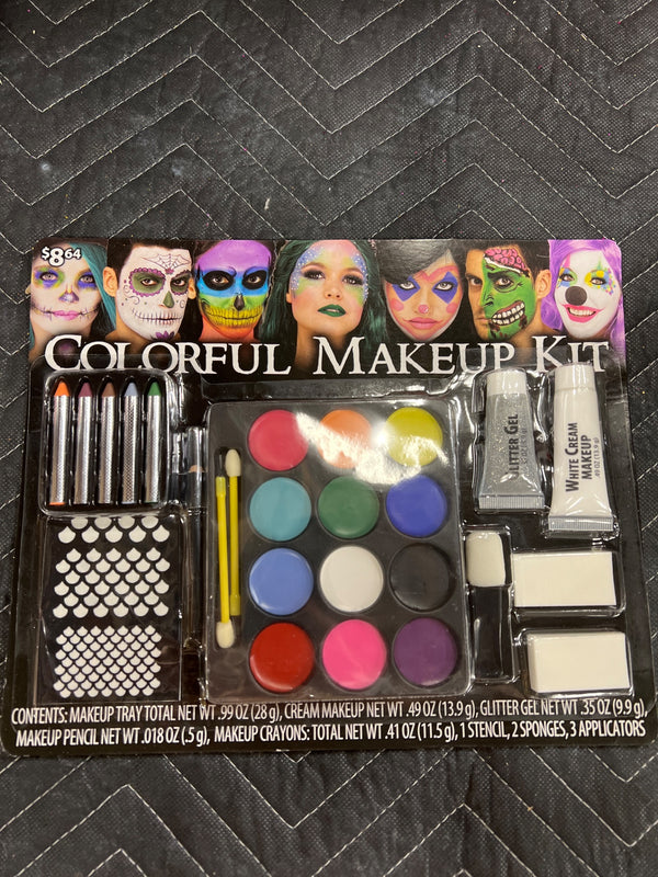 COLORFUL MAKEUP KIT