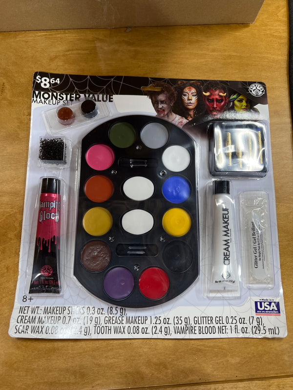 MONSTER VALUE MAKEUP SET