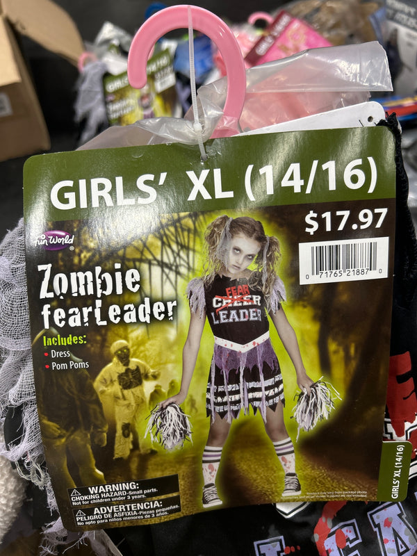 ZOMBIE FEARLEADER